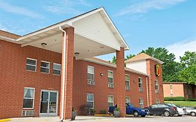 Super 8 By Wyndham St. Louis Airport